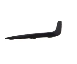listwa-kratki-zderzaka-do-chrysler-pacifica-2021-6wf70vabaa-prawa-czarny