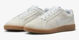 buty-sportowe-wmns-nike-court-royale-suede-916795-001-r-40