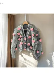 gruby-pleciony-sweter-z-rozowymi-kwiatami-boho-s-5ia