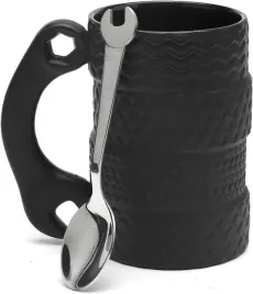 filizanka-ceramiczna-500-ml-opona-3d-z-lyzeczka-kluczem