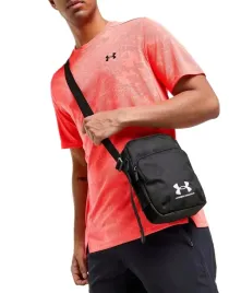 nowa-saszetka-under-armour-nerka-reporterka-uniwersalna