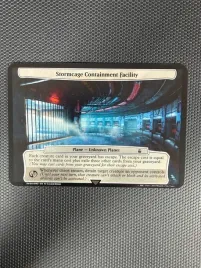karta-magic-the-gathering-stormcage-containment-facility-foil-who-600