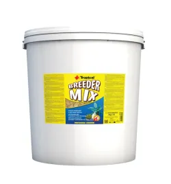 wieloskladnikowy-pokarm-w-formie-platkow-dla-ryb-ozdobnych-breeder-mix-21l