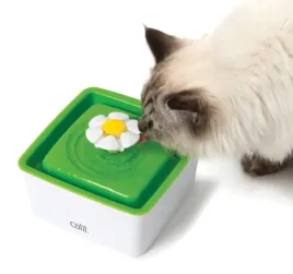 catit-fontanna-dla-kota-flower-2-0-mini