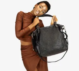 skorzana-torebka-shopper-z-regulowanymi-raczkami
