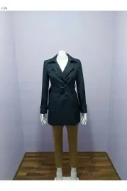 elegancki-czarny-plaszcz-z-paskiem-i-klasycznym-kolnierzem-3xl-5ia