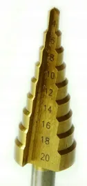 wiertlo-stopniowe-tytanowane-4x20mm