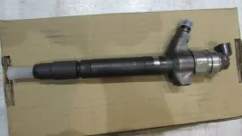 wtryskiwacz-cr-elektromag-diesel-reman-dcri105800-dr