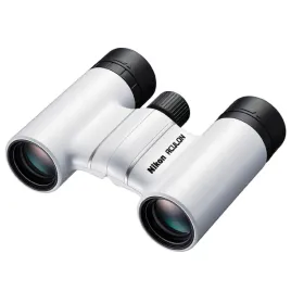 lornetka-nikon-aculon-t02-8x21-biala-kompaktowy-rozmiar