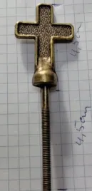 krzyzyk-metalowy-na-urne-urny-45-cm-10-szt