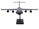 model-samolotu-c-17-globemaster-iii-kit-card-stan-nowy-model-3d