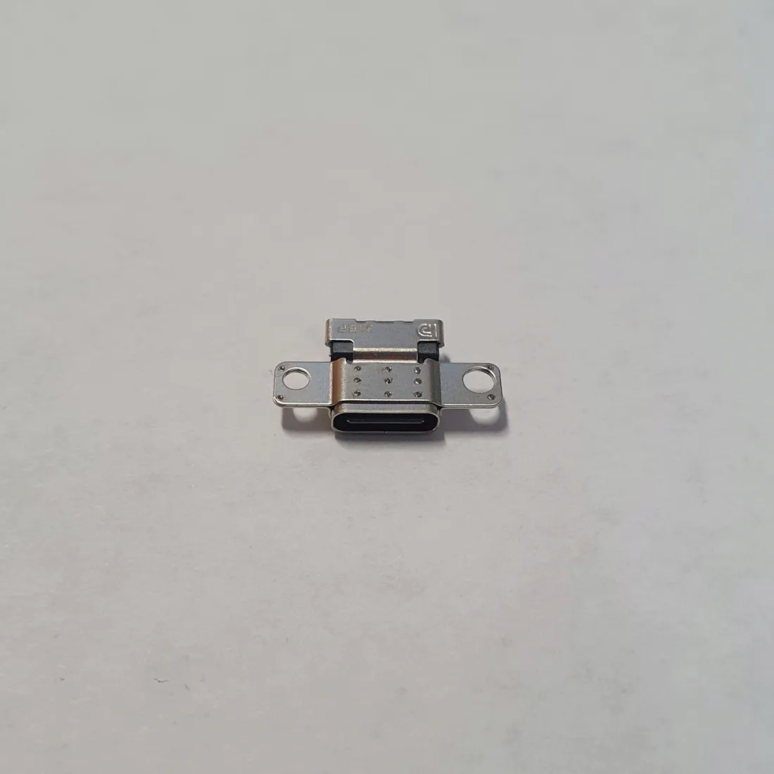 gniazdo-usb-c-lenovo-thinkpad-e15-gen-2