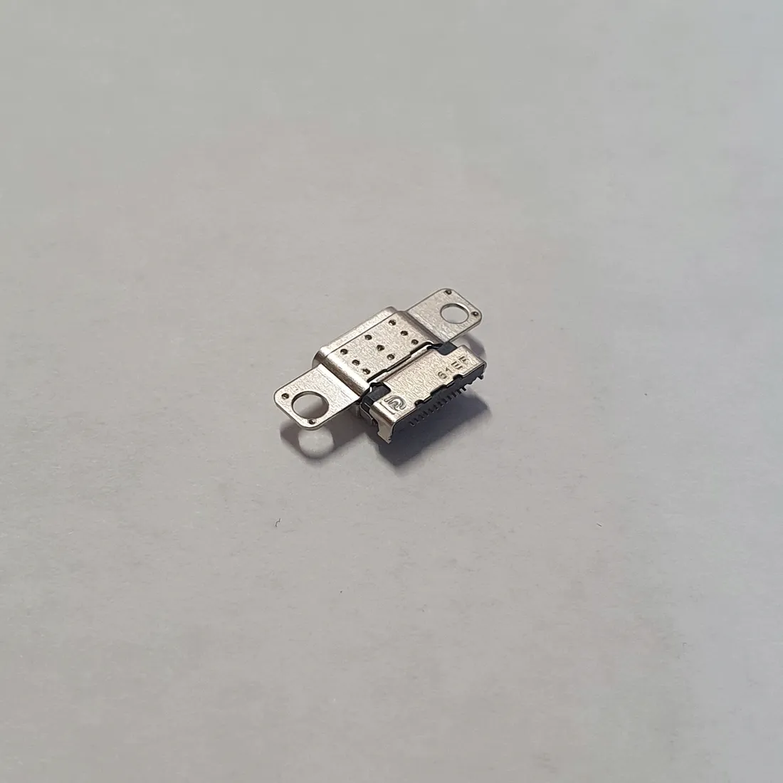 gniazdo-usb-c-lenovo-thinkpad-e15-gen-2