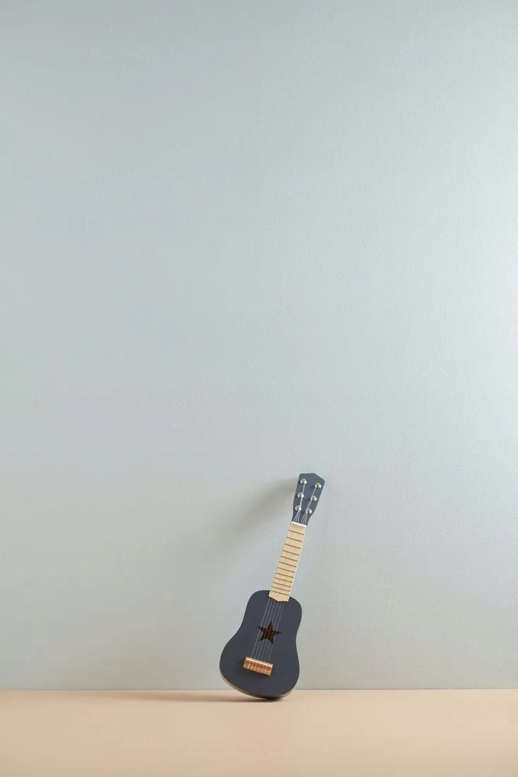 kid-s-concept-gitara-dark-grey