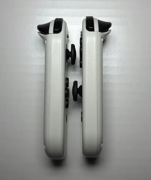 nintendo-switch-joy-con-oryginal-white-pochodzenie-oryginal