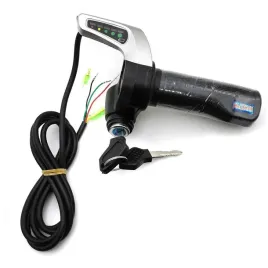manetka-gazu-ze-stacyjka-48v-do-hulajnogi-elektrycznej