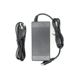szybka-ladowarka-42v-2a-do-ninebot-max-g30-es1es2es3es4-f20f30f40