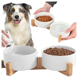 miska-dla-psa-kota-ceramiczna-na-stojaku-bambusowym-podwojna-2x400-ml-biala