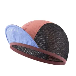 czapka-rowerowa-kolarska-z-daszkiem-pod-kask-czerwona