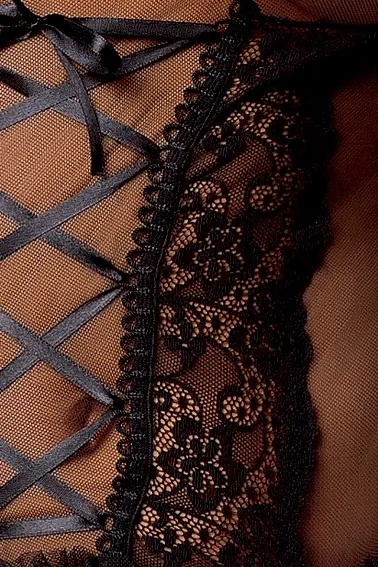 marcelle-corset-black-model-marcelle