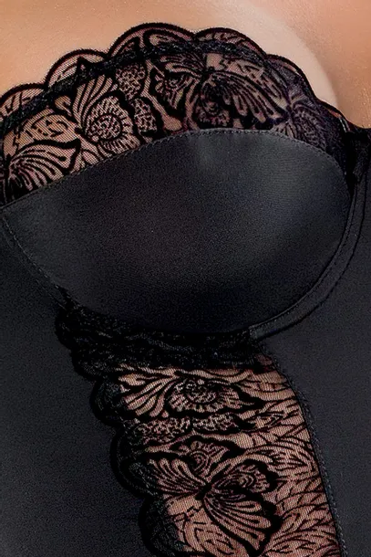 kalia-chemise-black-model-kalia
