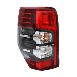lampa-tylna-lewa-mitsubishi-l200-kl-kk-8330b211