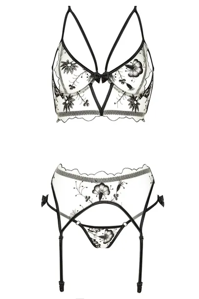 savannah-set-beauty-night-model-savannah-set