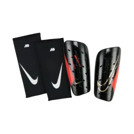 ochraniacze-pilkarskie-nike-mercurial-flylite-superlock-czarne-dn3608-011-s