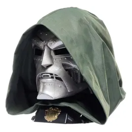 replika-hematytu-doktora-dooma-1-1-od-hasbro-marvel-legends