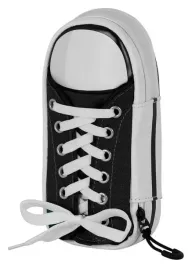 piornik-oh-my-pop-sneakers-w-kolorze-czarnym-artykuly-papiernicze