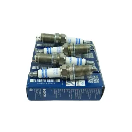 4-swiece-zaplonowe-bosch-honda-civic-viii-1-8-accord-vii-2-0-2-4
