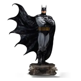 figurka-batman-dc-trinity-1-4-60-cm-od-iron-studios-statua-z-komiksu