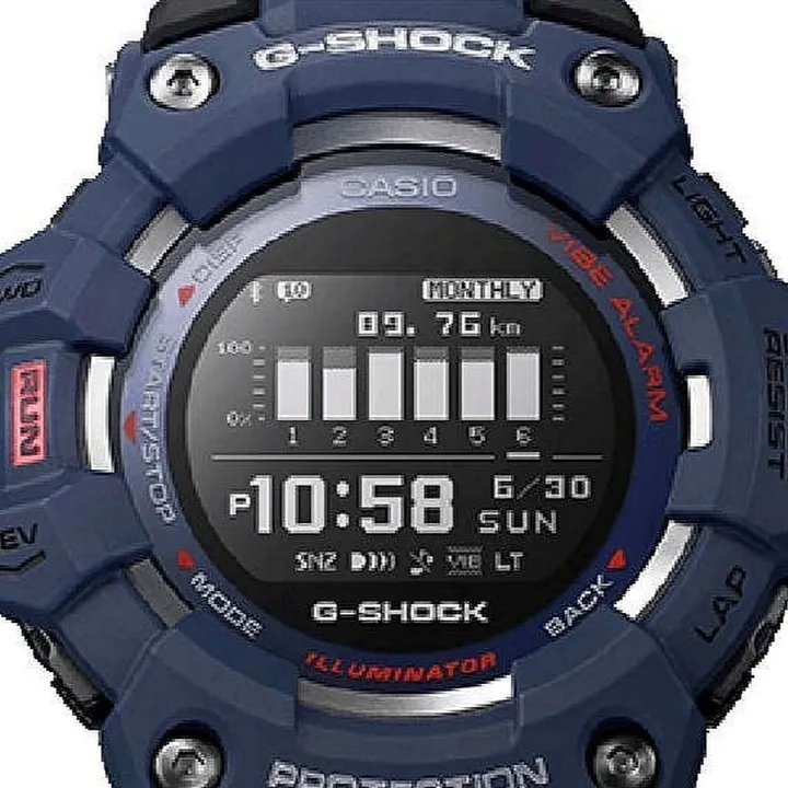 zegarek-casio-g-shock-g-squad-bluetooth-sync-step-tracker