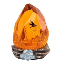 lampa-amber-erik-oficjalny-produkt-jurassic-park-motyw-jurajski-wnetrze
