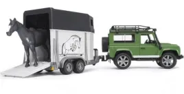 land-rover-z-przyczepa-dla-konia-i-figurka-konia