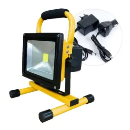 reflektor-led-volteno-10w-akum-przenosny