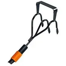 fiskars-kultywator-z-motyka-quikfit-1000681