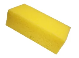duza-gabka-do-mycia-samochodu-nierysuje