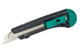 noz-nozyk-tapeciak-lekki-z-ostrzem-odlamywanym-18mm-4146000-wolfcraft