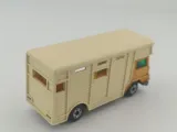 matchbox-horse-box-stan-nowy