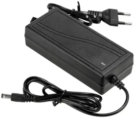 zasilacz-led-12v-36w-3a-desktop-wtyczka-do-tasmy-led-listwa-led-uniwersalny