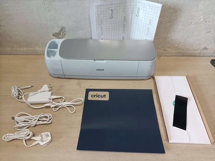ploter-cricut-maker-3-stan-powystawowy-marka-cricut