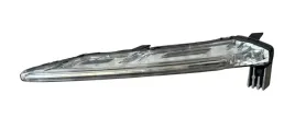 kierunkowskaz-przedni-lewy-macan-95b953049e