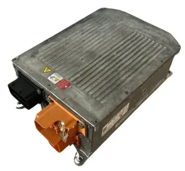 ladowarka-akumulatora-vw-5qe915681ca