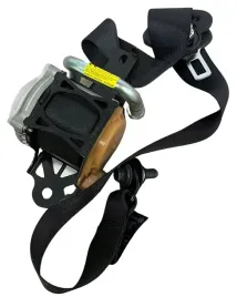 pas-bezpieczenstwa-suzuki-0589-p1-000354