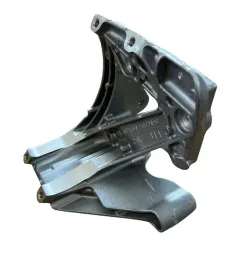 lapa-mocowanie-alternatora-audi-a5-a6-q7-q8-06m903143ak