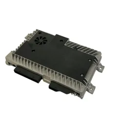 wzmacniacz-burmester-porsche-taycan-9j1035223e-peknieta-wtyczka