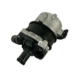 dodatkowa-pompa-wody-8k0965567b-3-0-tfsi-audi-peknieta-wtyczka