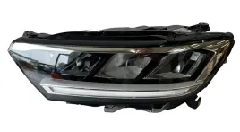 lampa-przednia-lewa-t-roc-2ga941005g-ryski-pekniecie