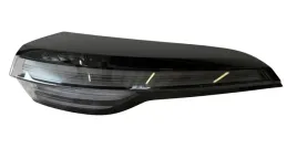 lampa-tylna-prawa-cayenne-e-usa-9y4945096ac-rysy-nowa